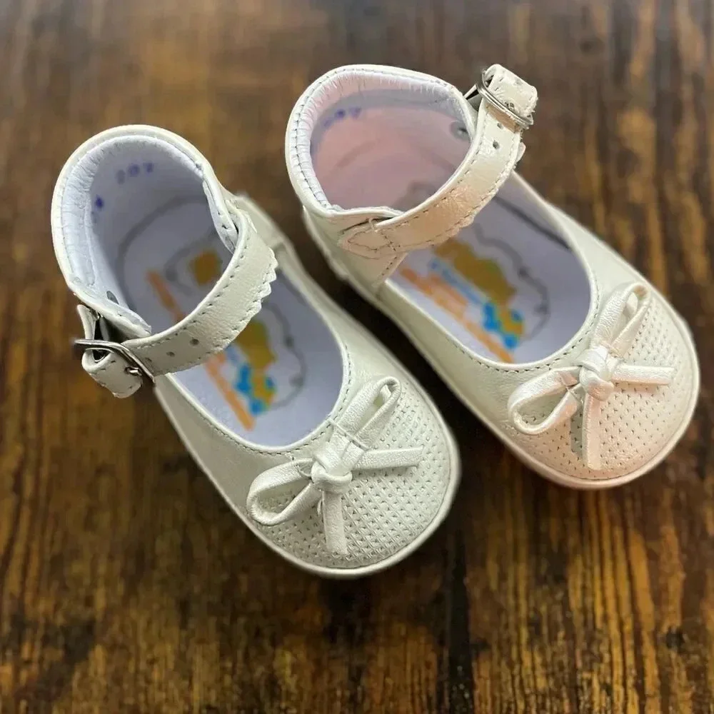 Mexican leather baby shoes